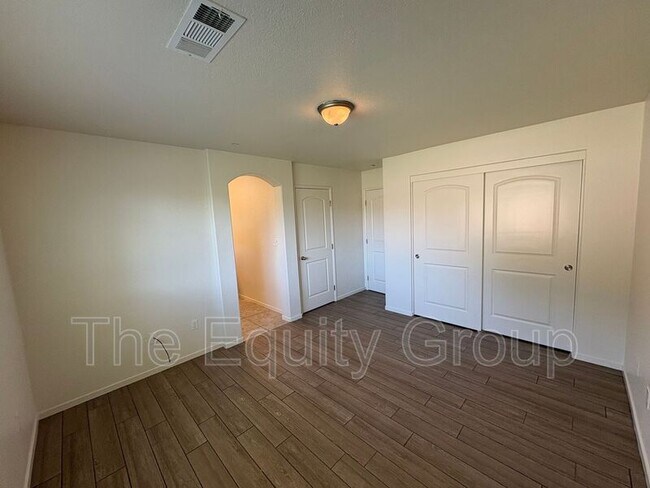 Building Photo - 2314 Cape Canyon Ave