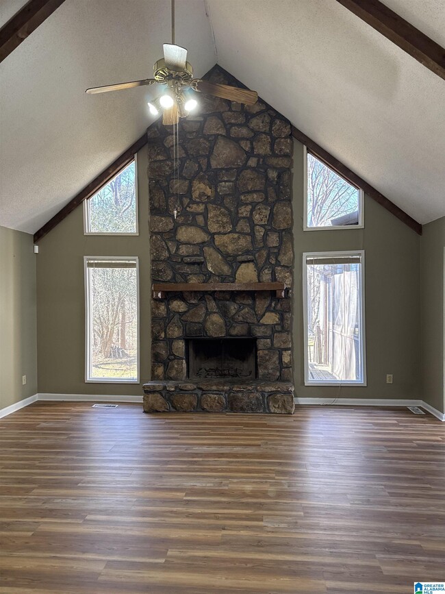 Building Photo - 284 Stonebridge Rd