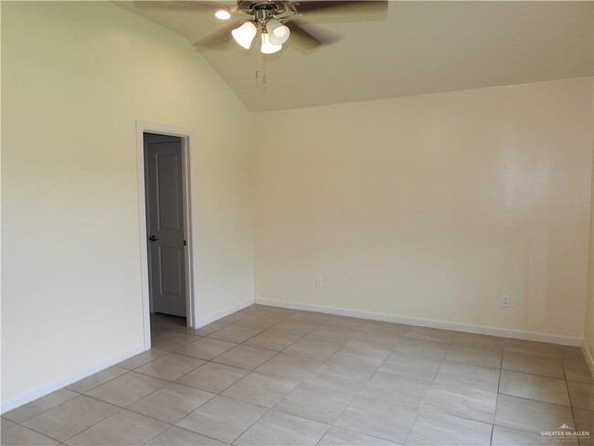 Building Photo - 408 S Paseo Del Rey St