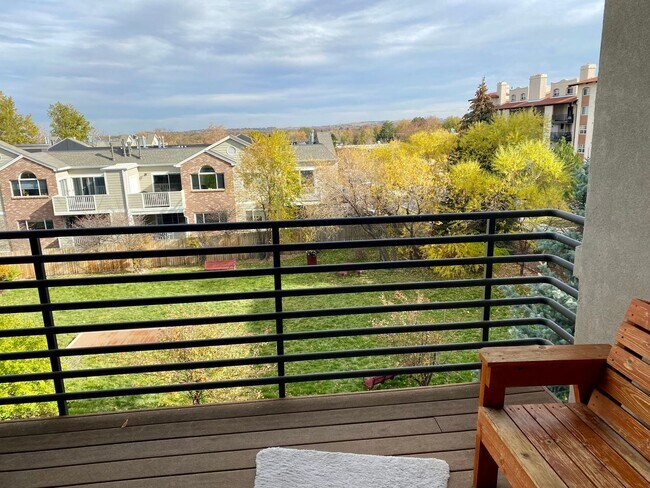 Building Photo - Available for 2026-2027 Fall Pre-Leasing! ...