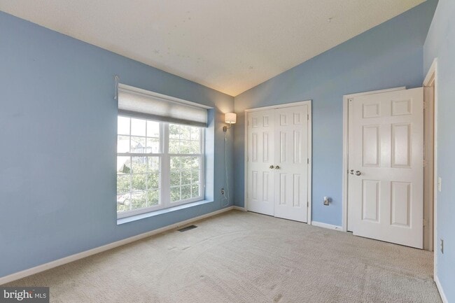 Building Photo - 7238 Stover Ct