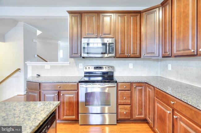 Building Photo - 6300 Santo Place