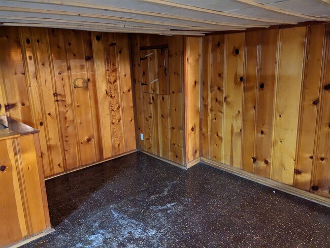 Building Photo - 832 Greenmount Blvd