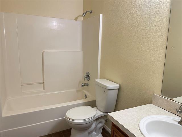 Building Photo - 5548 Spring Ridge Dr