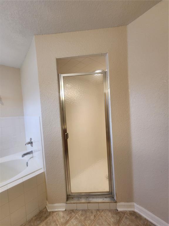 Building Photo - 9907 SW 54th Ave