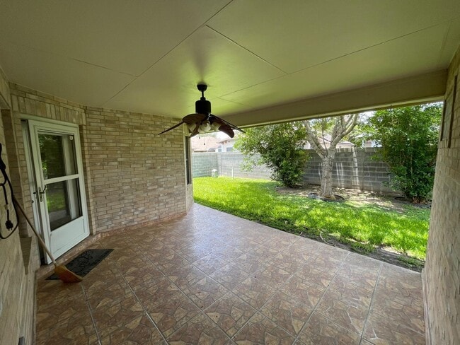 Building Photo - 3110 Conde Dr