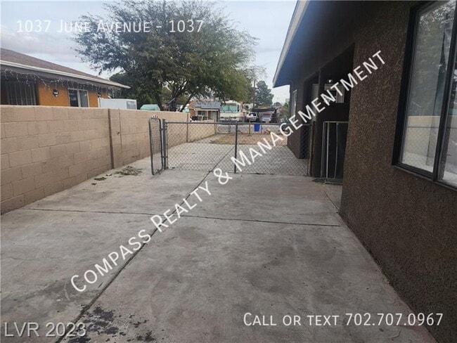 Building Photo - 1037 June Ave