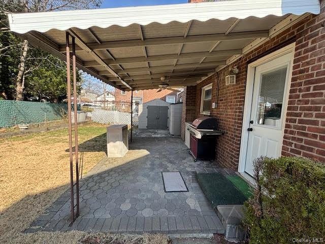 Building Photo - 14 Chamberlain Ave