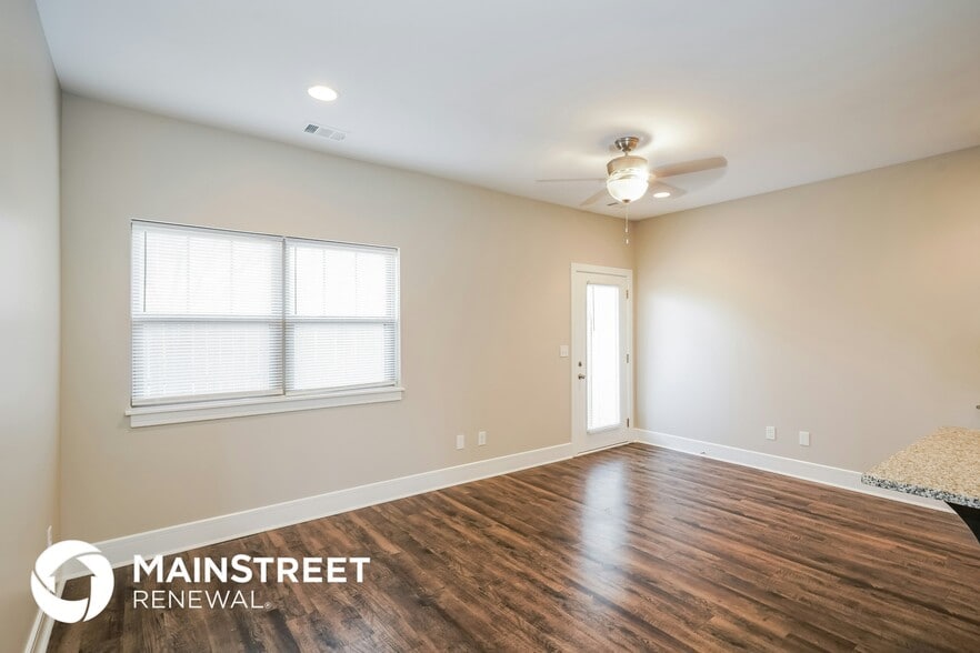 Building Photo - 132 Hartsville Ct