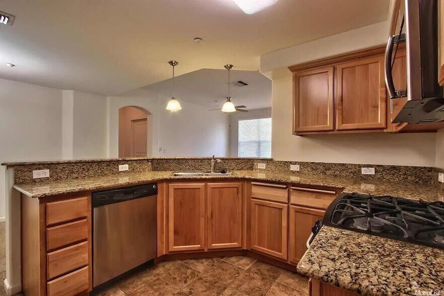 Building Photo - 9621 Coney Island Cir