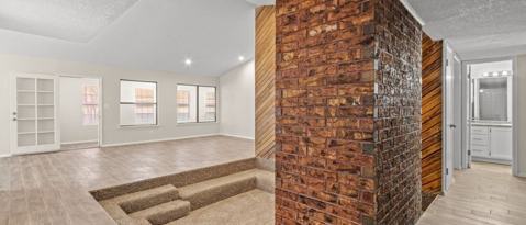 Building Photo - 4528 R L Shoemaker Dr