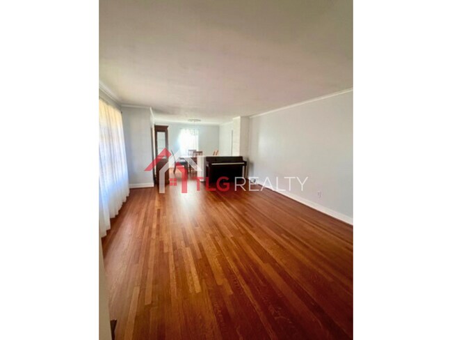 Building Photo - 4044 Somerdale Ln