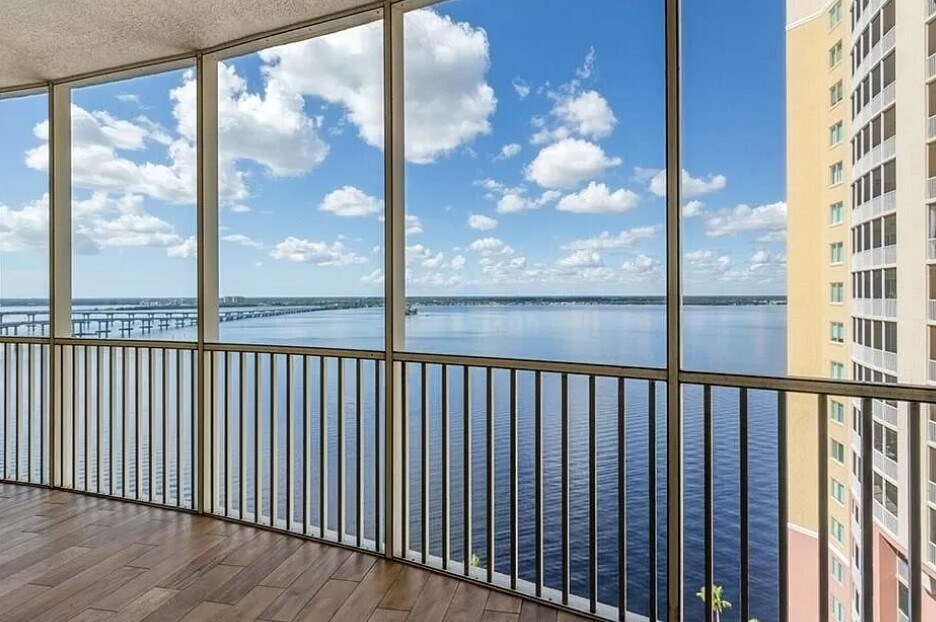 Building Photo - 2743 1st St