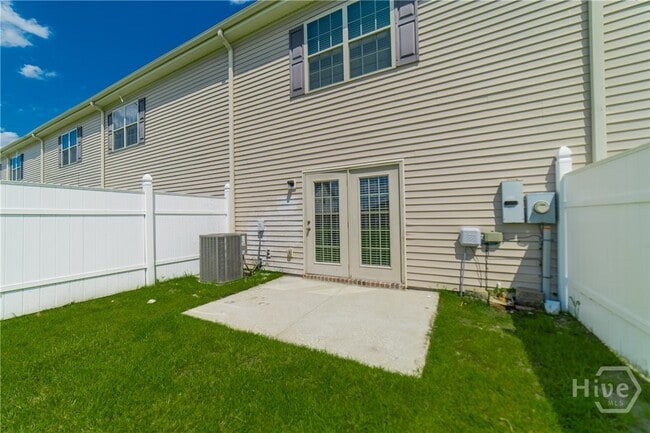 Building Photo - 580 Canyon Oak Loop