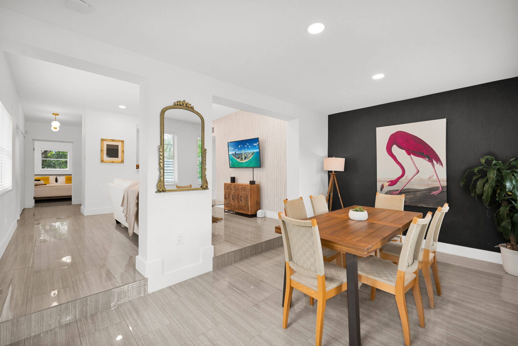 Building Photo - 1800 SW 5th Ave