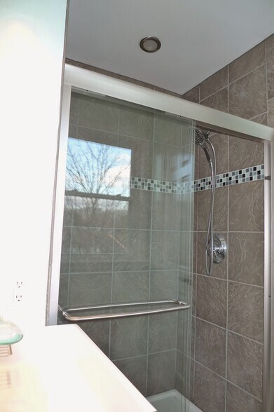 Empty Master Shower - 555 Coventry Lane