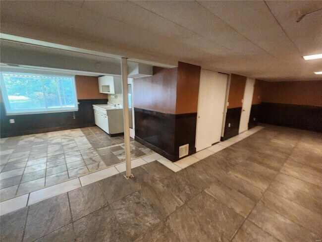 Building Photo - 2332 Viminal Ct