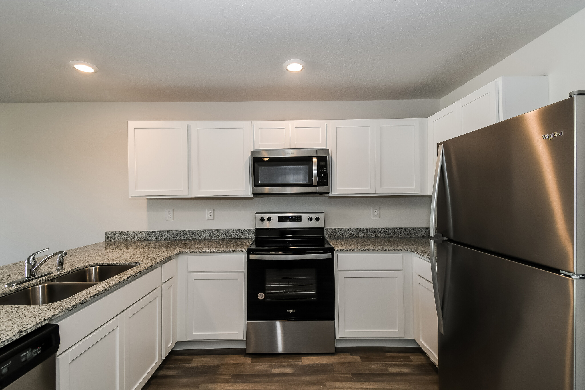 Building Photo - 147 River Rdg Pl