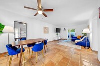 Building Photo - 312 NE 16th Terrace