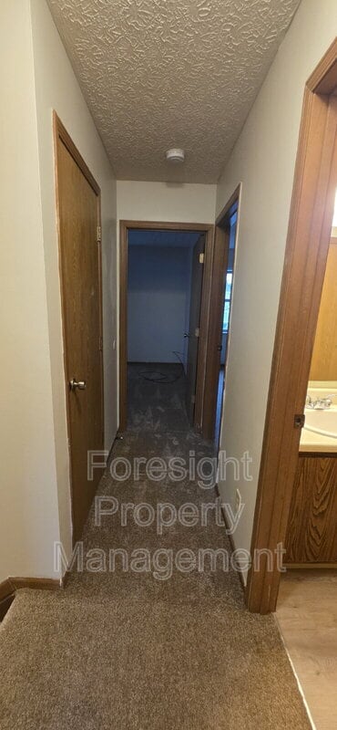 Building Photo - 7163 Tomahawk Trail