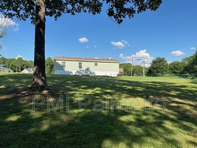 Building Photo - 760 Murray Lindler Rd