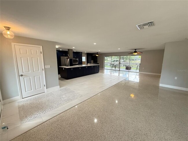 Building Photo - 1634 Sheffield Dr