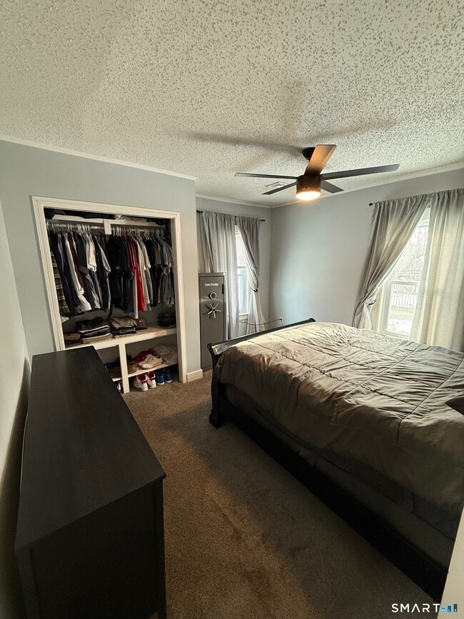 Building Photo - 13 Howard Ave