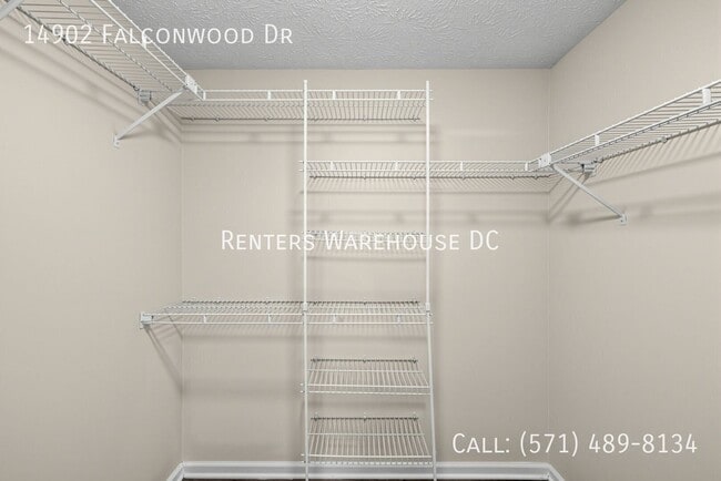 Building Photo - 14902 Falconwood Dr