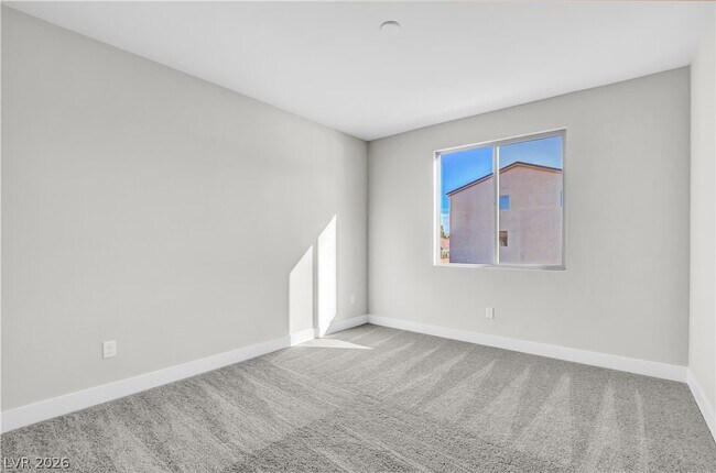 Building Photo - 6360 Pipers Brk Ln