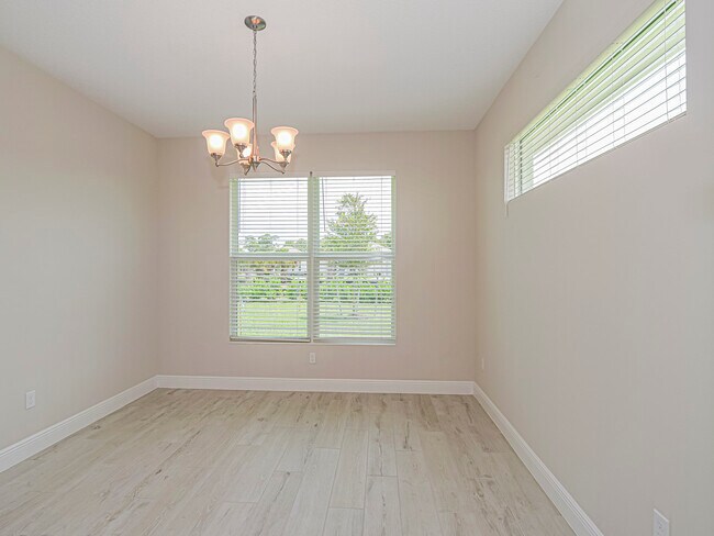 Building Photo - 6423 High Pointe Cir