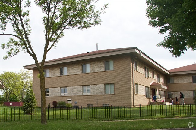 Building Photo - Carmen Court Apartments