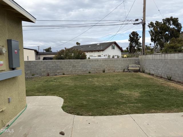 Building Photo - 826 Camelia Dr
