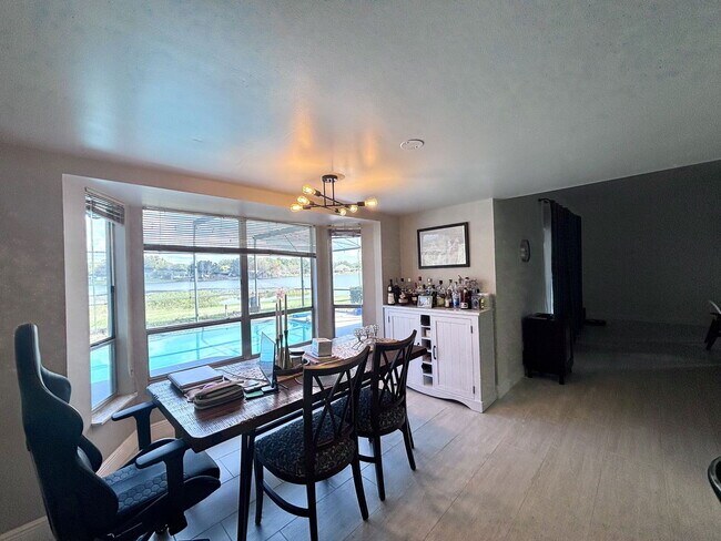 Building Photo - 9135 San Ambrosio Dr