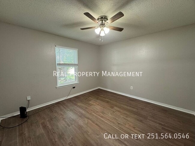 Building Photo - 2808 Westmoor Ct