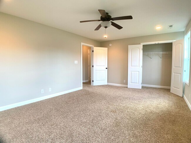 Building Photo - 1734 Ellie Piper Cir