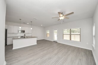 Building Photo - 7711 Longmire Rd