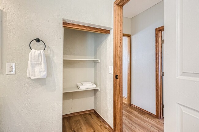 Building Photo - 91 Pearl St