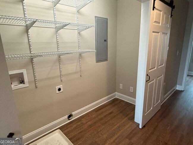 Building Photo - 790 Grove St