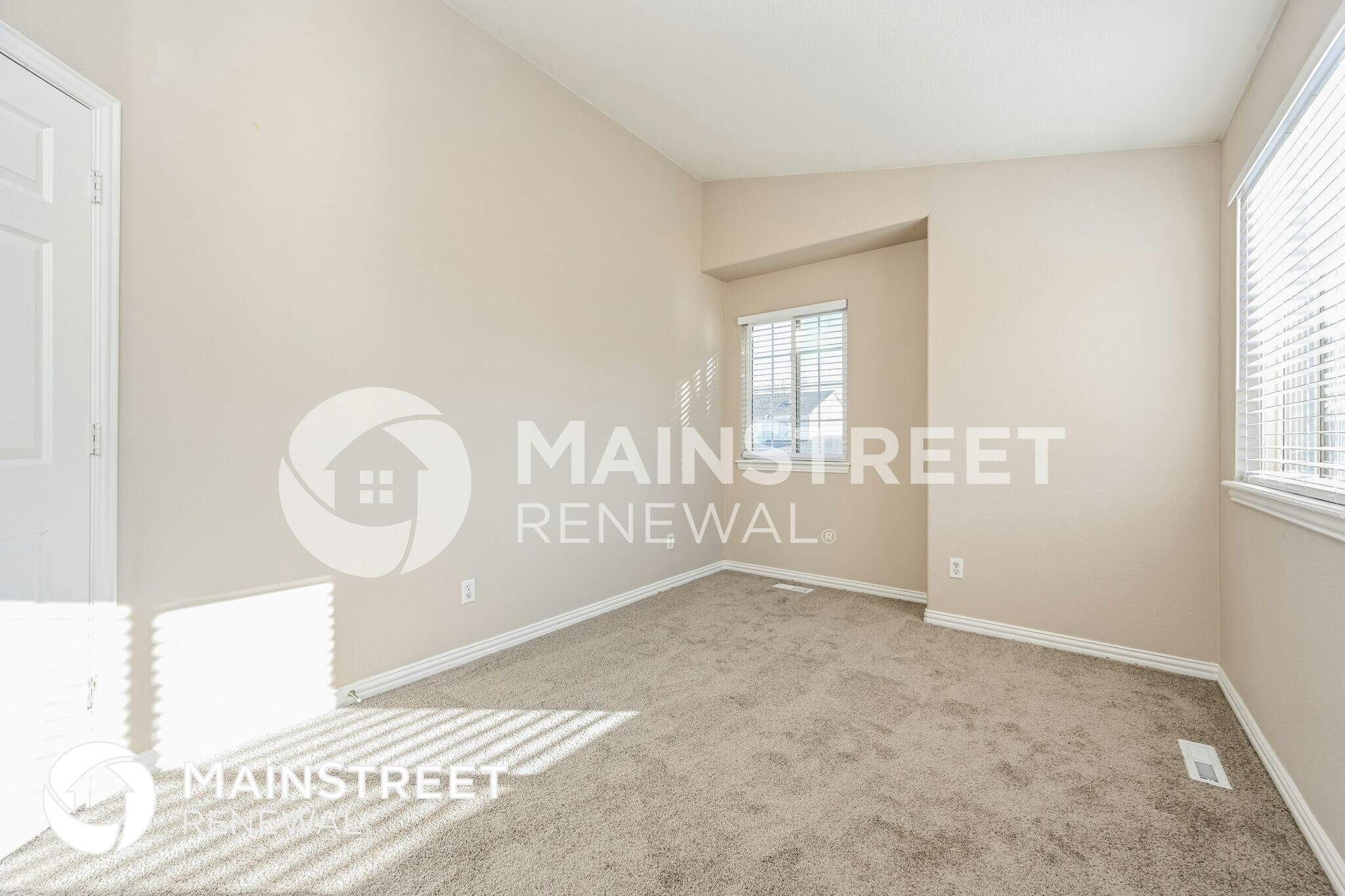 Building Photo - 2911 S Tower Way