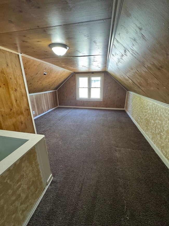 Building Photo - 4508 Plaza Dr