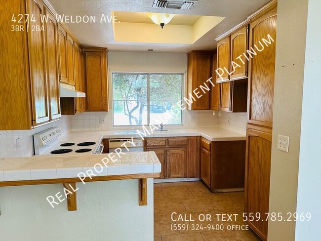 Building Photo - $1,900 Blythe & McKinley, 3 Bedrooms - W. ...