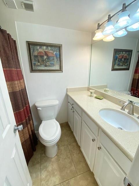Building Photo - 2700 Cove Cay Dr