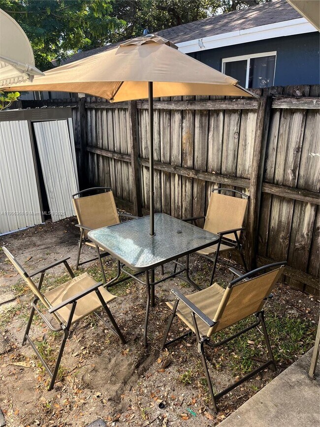 Building Photo - 2236 Jackson St