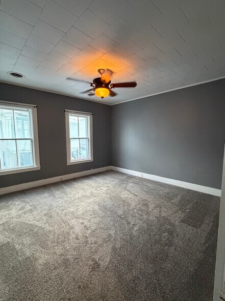 Building Photo - 1 Smith St