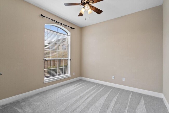 Building Photo - 202 Sunrise Ridge Cove