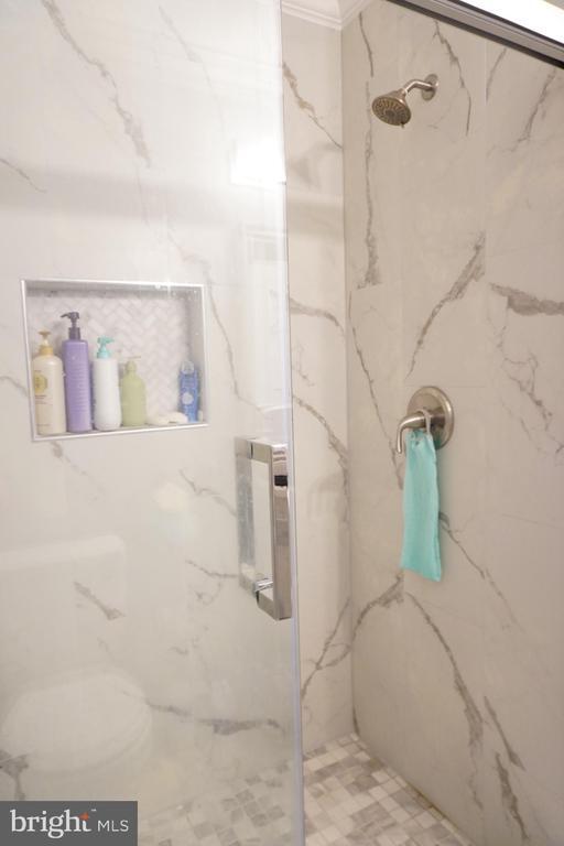 Building Photo - 13998 New Braddock Rd