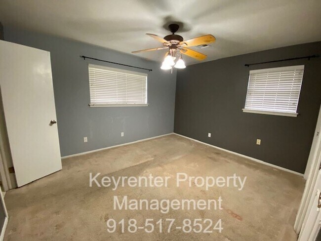 Building Photo - 3 Bed | 2 Full Bath | 31st & Memorial