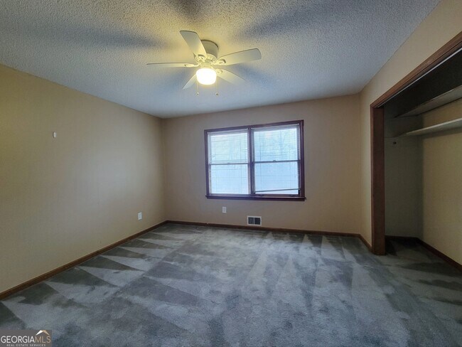 Building Photo - 788 Harrison Mill Rd