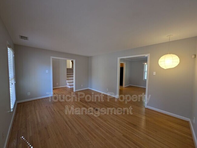 Building Photo - 3331 Donovan Pl