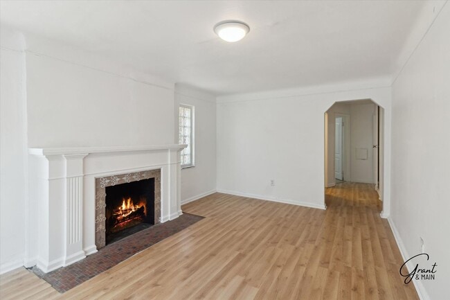 Building Photo - $1300 3 bedroom bungalow